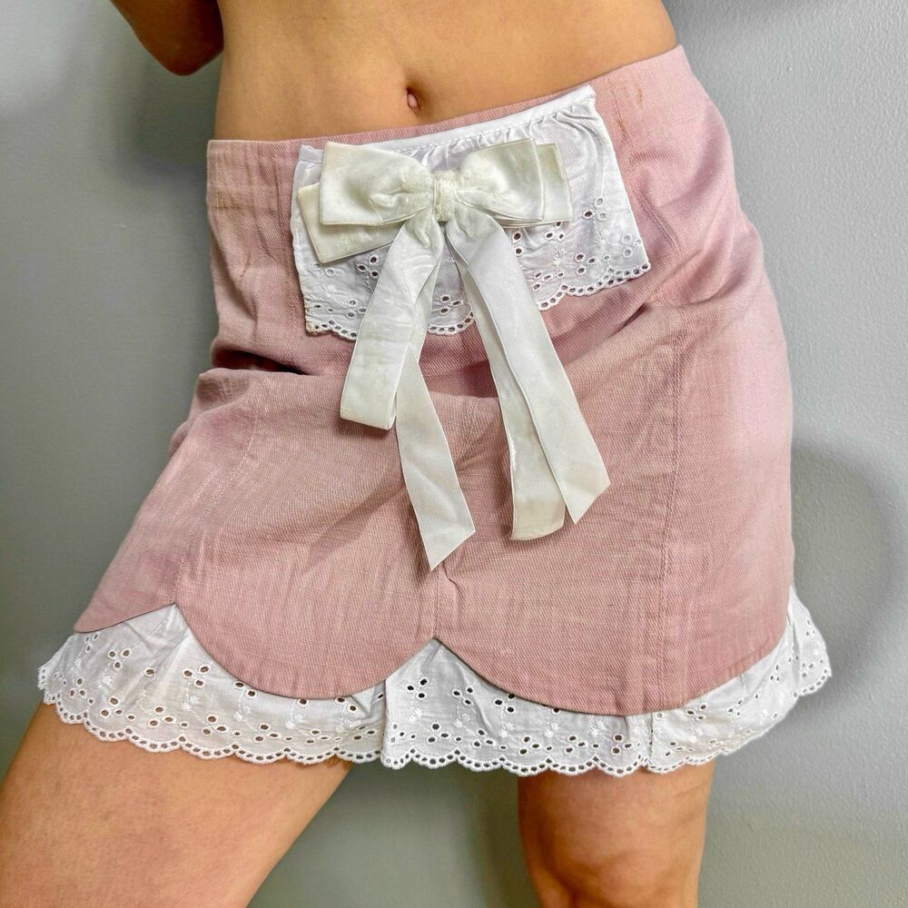 Lolita Kawai Mauve Eyelet Trim Bow Mini Skirt